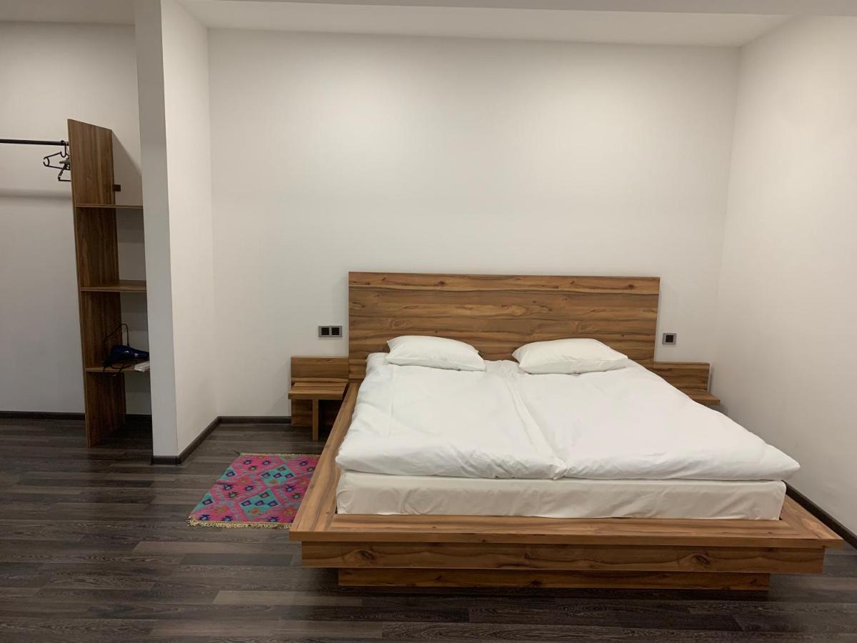 One Day Hotel Γιερεβάν Εξωτερικό φωτογραφία